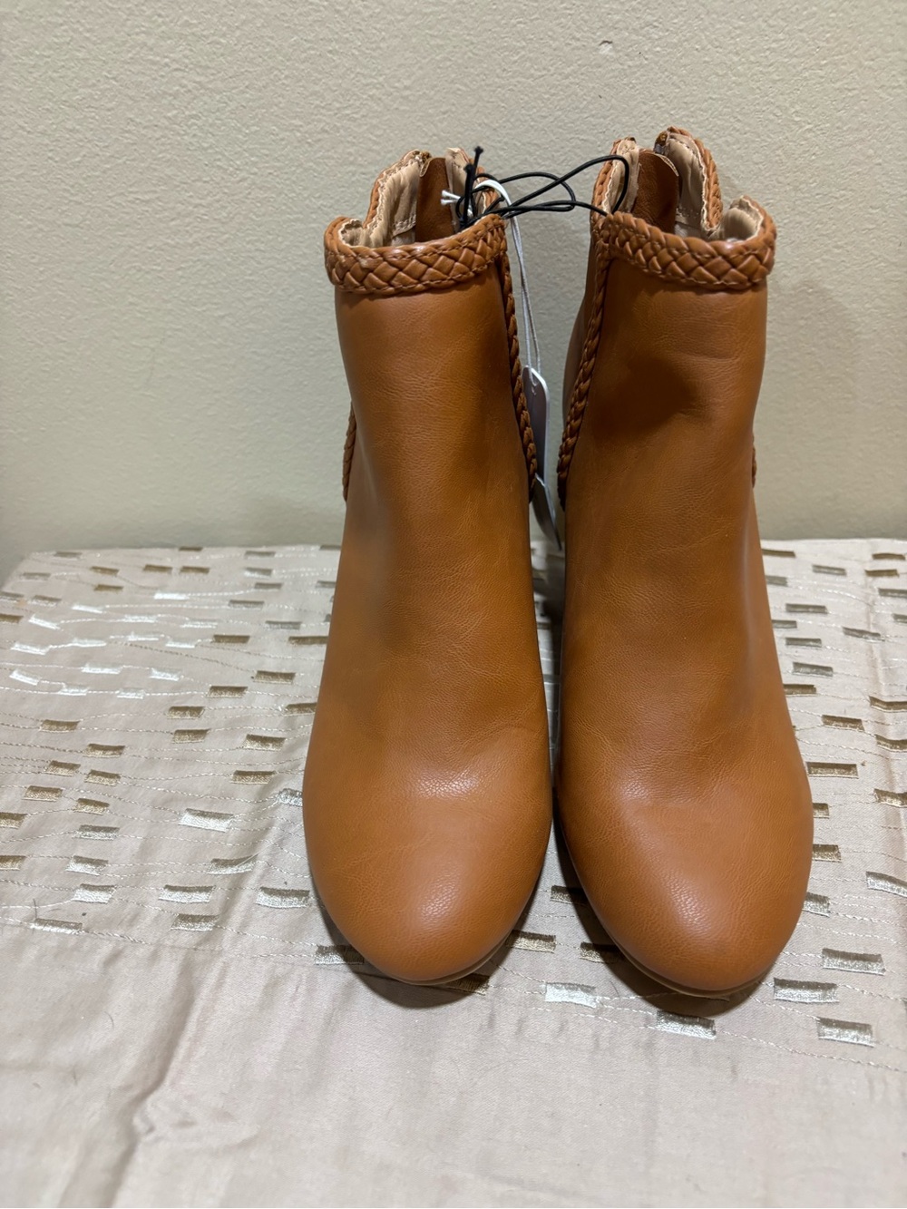 Tan Braided Trim Women's Ankle Boots - Brand Charming Charlie size 8
